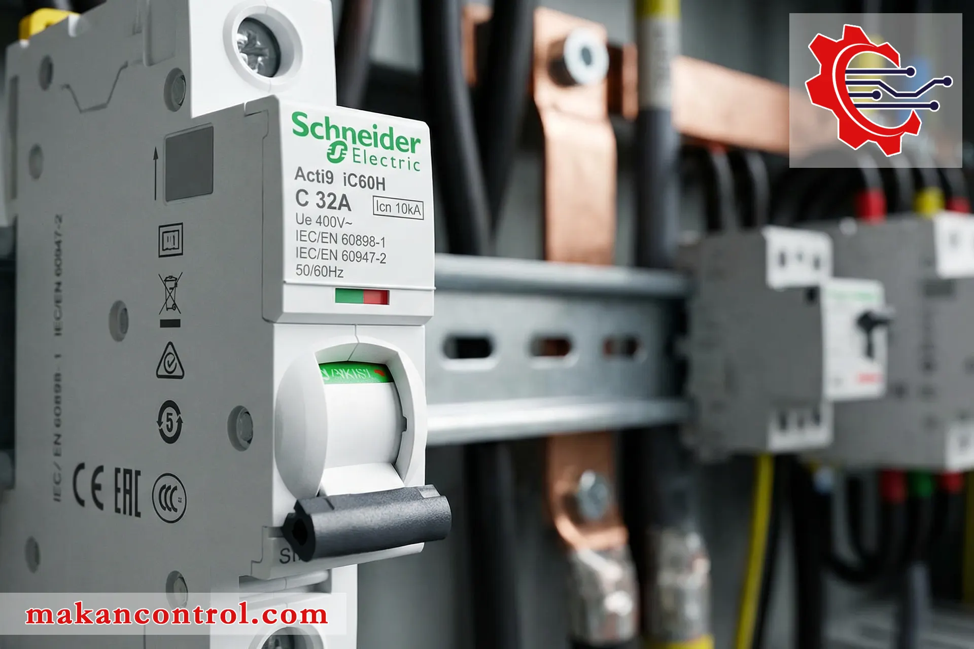 مشخصات فنی کلیدی و استانداردهای بین‌المللی کلید مینیاتوری